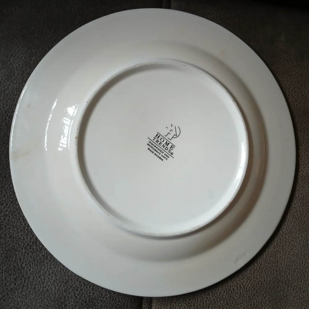 Home Trends Hibiscus And Bamboo Dinner Plate Burgundy, Cream And Green